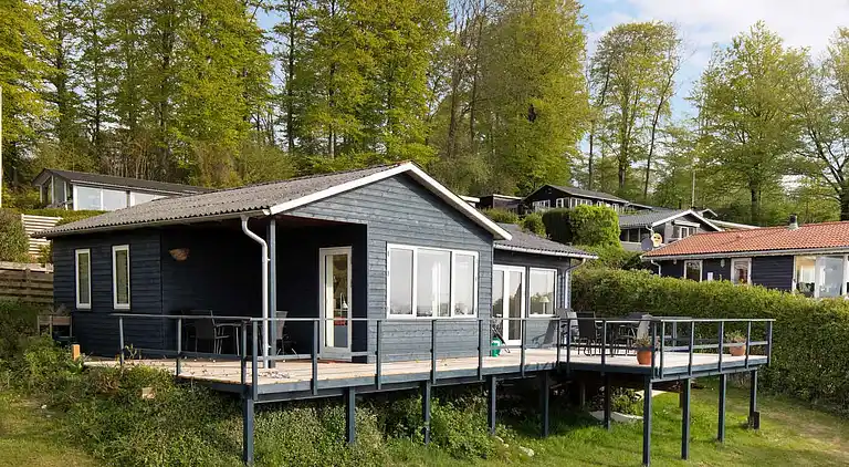 Neu restauriertes Sommerhaus mit Meerblick