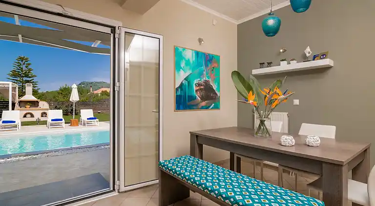 Madini Luxury villa with private swimming pool