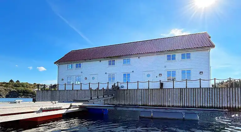 Semesterbostad i Melandsvågen