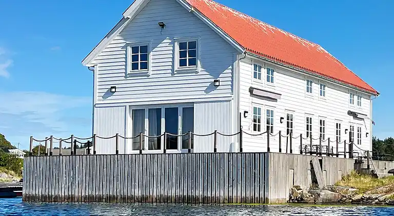 Semesterbostad i Melandsvågen