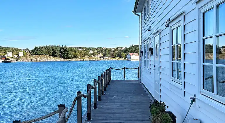 Semesterbostad i Melandsvågen