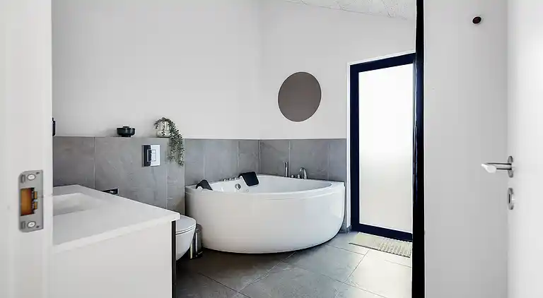 Nyt sommerhus fra 2021 med havudsigt