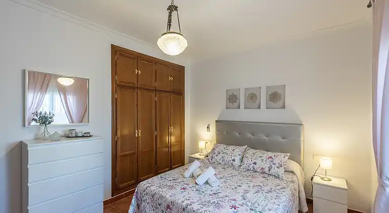 "Entre Olivos" Holiday Home in Seville countryside