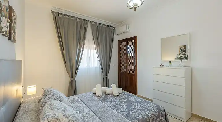 "Entre Olivos" Holiday Home in Seville countryside