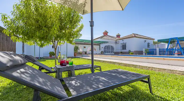 "Entre Olivos" Holiday Home in Seville countryside