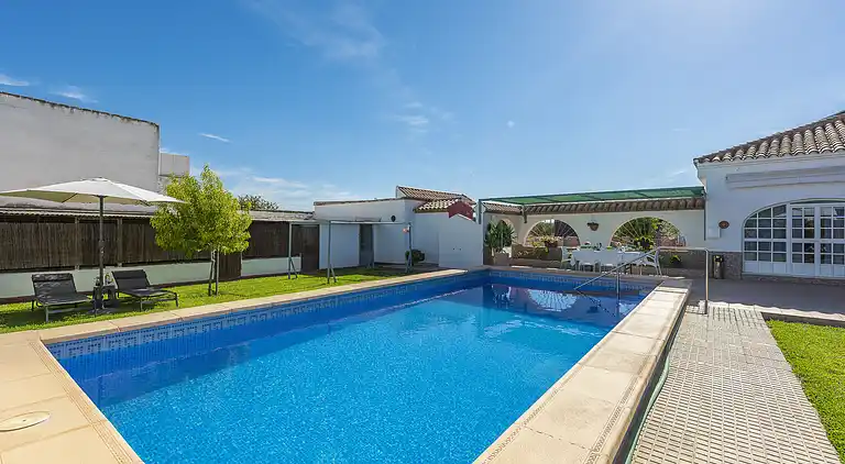 "Entre Olivos" Holiday Home in Seville countryside