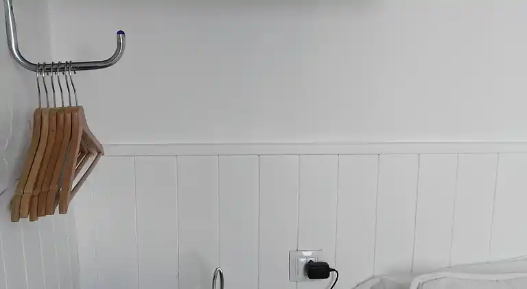 Traditionellt hus, lungt, nära havet. Ditt hem.