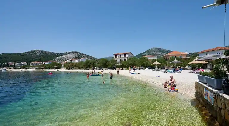 Ferielejlighed i Seget Donji