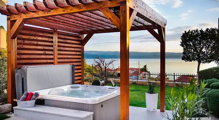 Ferielejlighed i Podstrana