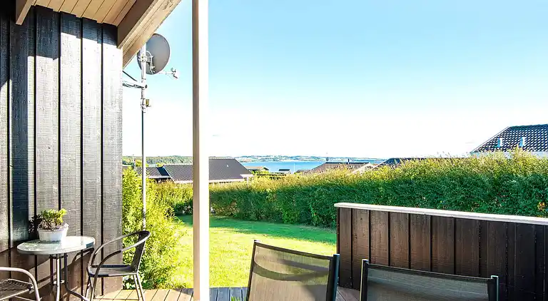 Holiday home in Følle Strand