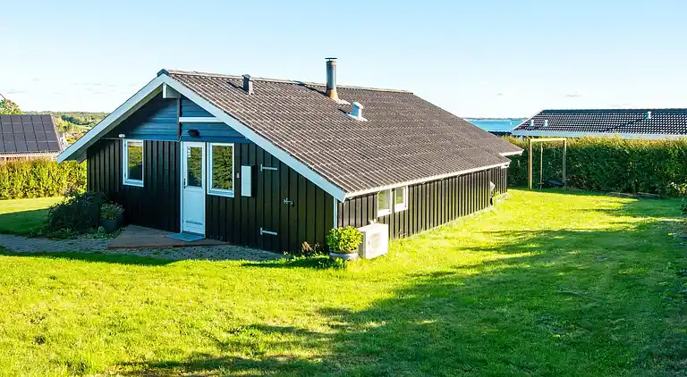 Holiday home in Følle Strand