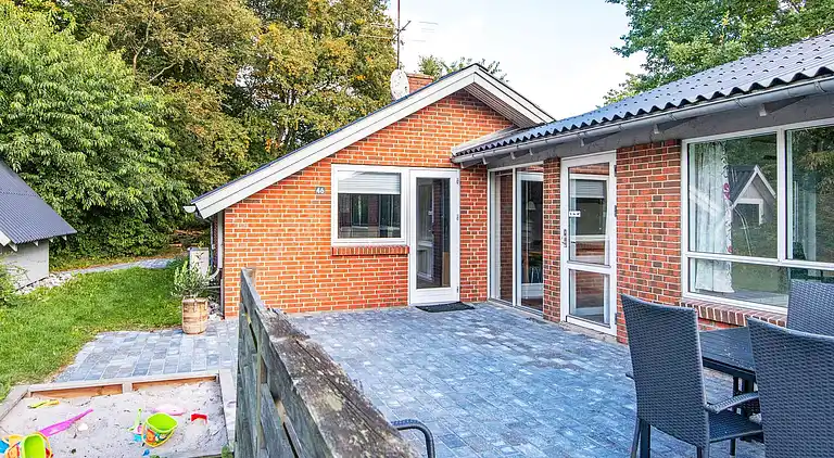 Holiday home in Fjellerup Strand