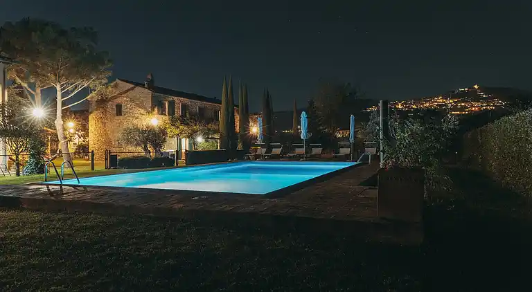 Farm house in Camucia