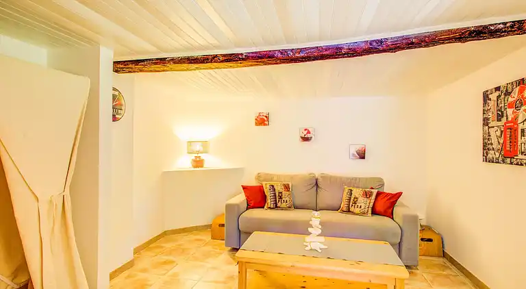 Holiday home in Contes