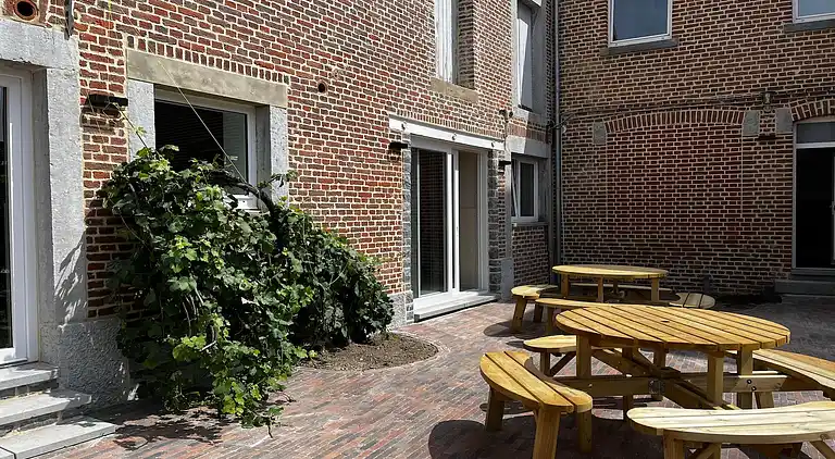 Farm house in Houyet