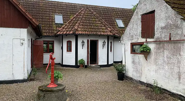 Idyllisk landsted på solskinsøen