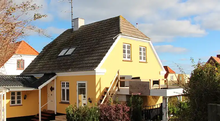 Sommerhus i Årsdale med smuk havudsigt