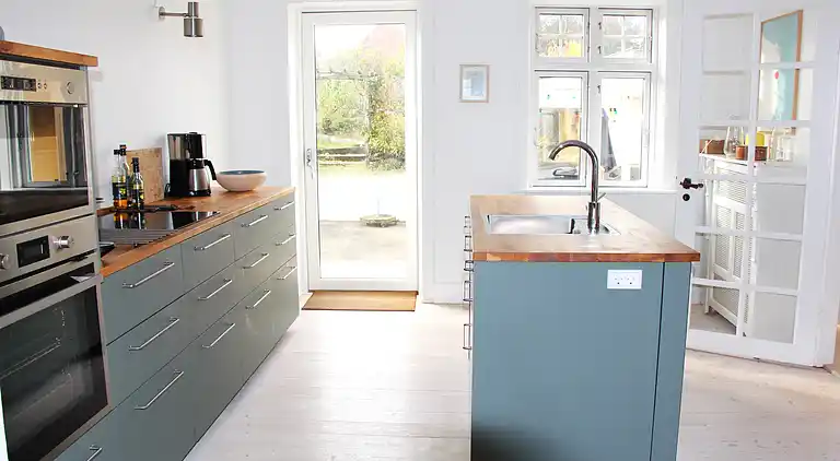 Sommerhus i Årsdale med smuk havudsigt