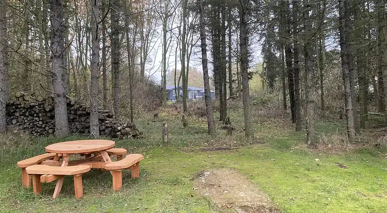Idyllisches Sommerhaus am Wasser