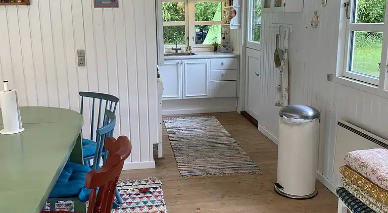 Idyllisches Sommerhaus am Wasser