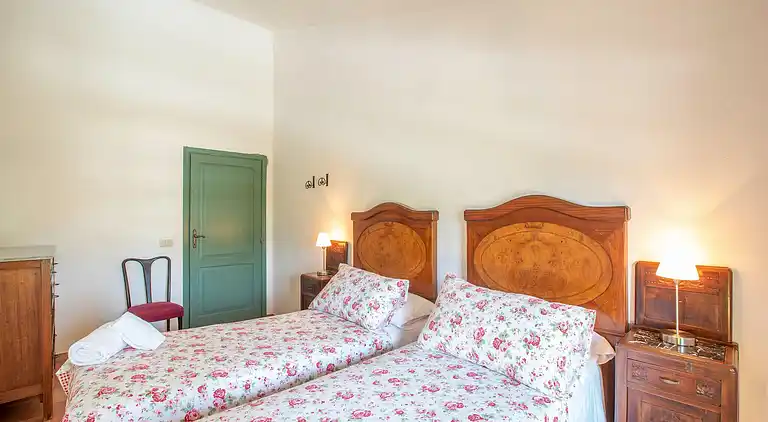 Farm house in Collesalvetti