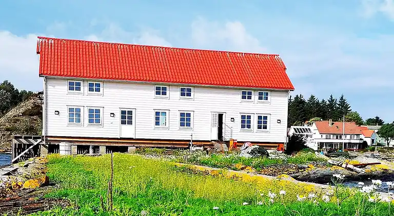Semesterbostad i Melandsvågen