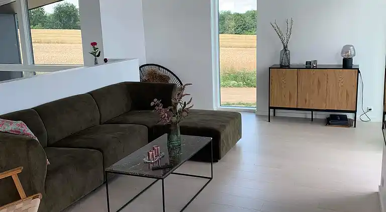 Nybygget sommerhus med havudsigt