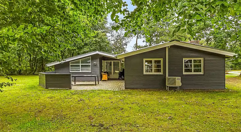 Holiday home in Jegum