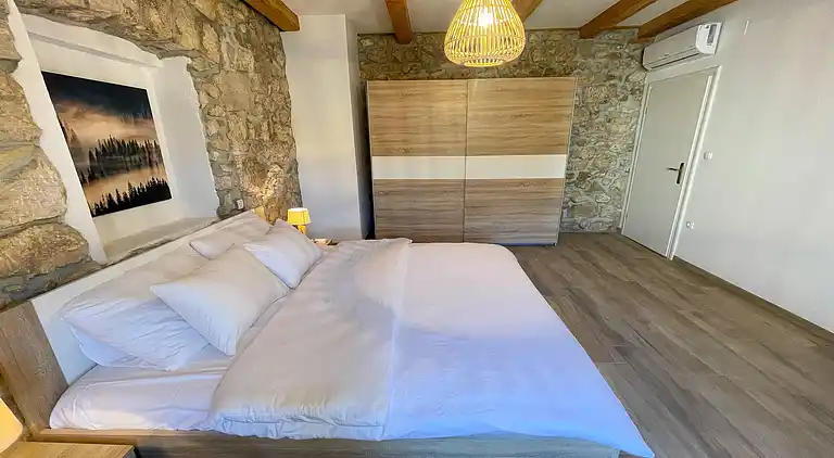 Ferienhaus in Drivenik