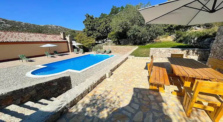 Ferienhaus in Drivenik