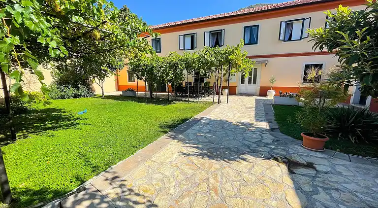 Ferienhaus in Drivenik