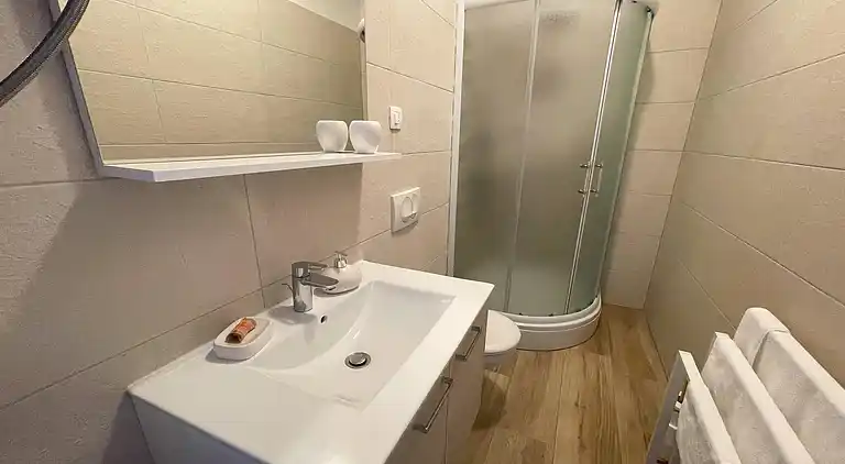 Ferienhaus in Drivenik