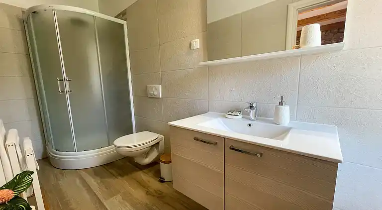 Ferienhaus in Drivenik