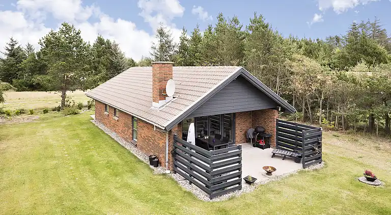 Familievenlig sommerhus ved Vesterhavet