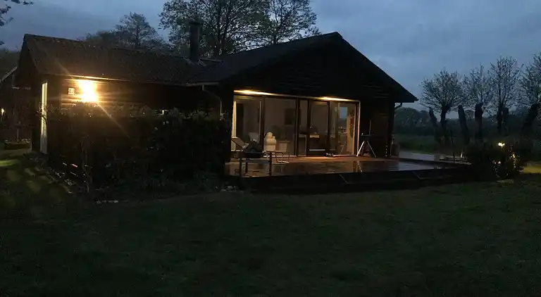 Ruhig gelegenes Ferienhaus in Wassernähe