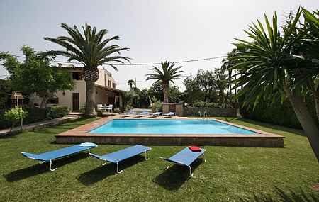 Ferienhaus für 10 Personen, mit Schwimmbad