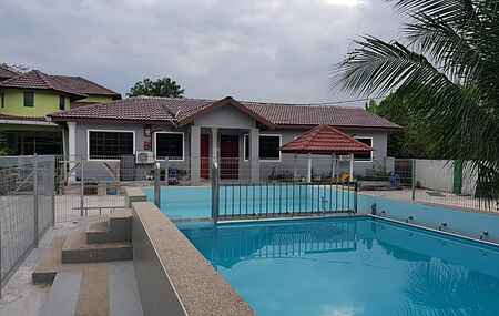 Sommerhus i Kampung Merbau Sempak