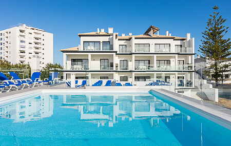 Correeira Luxury Residence T2 B - Piscinas, Wifi, Bbq, Playa