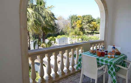 Villa confortable avec climatisation et grand balcon meublé