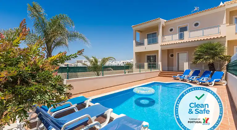 Ricardo House - Gale Beach