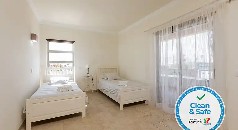 Ricardo House - Gale Beach