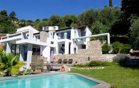 Erstaunliche moderne Villa in Nizza