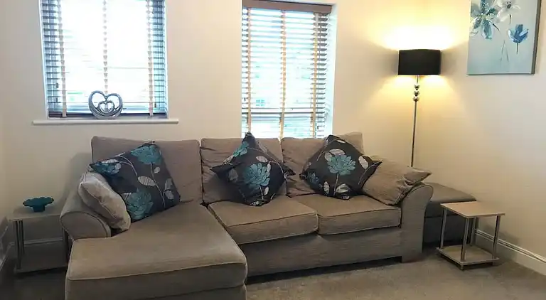 Eaton Ford Green Apartment