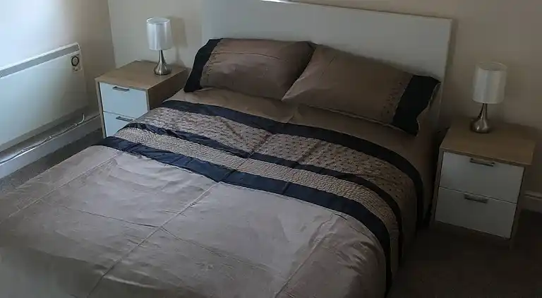 Eaton Ford Green Apartment