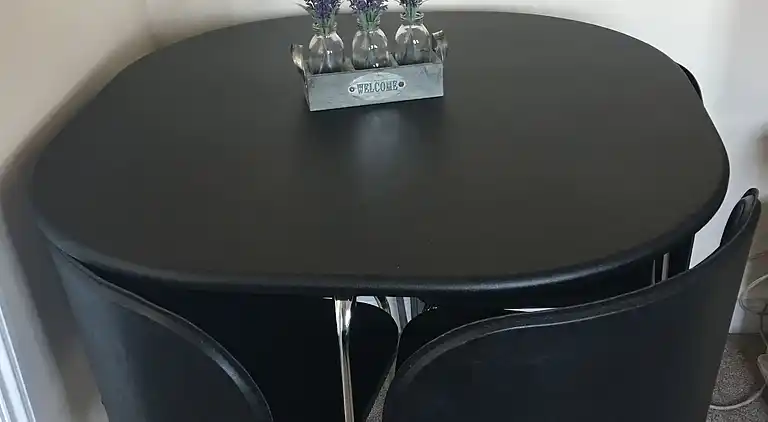 Eaton Ford Green Apartment