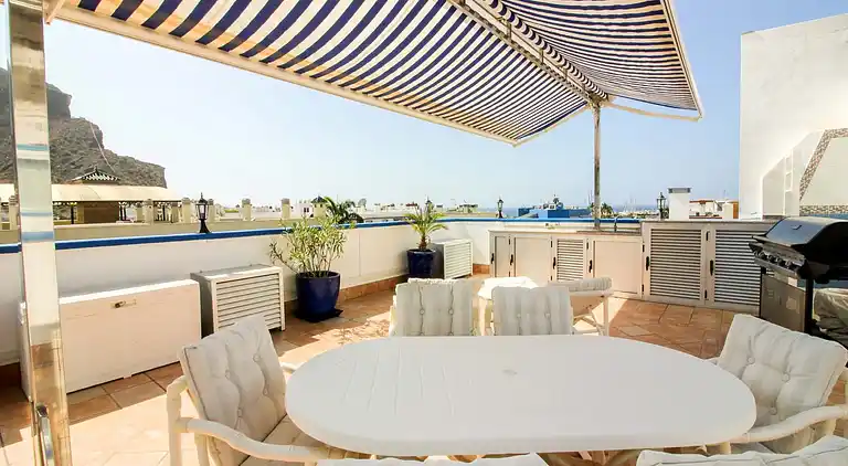 Playa Azul, Luxus-Penthouse mit spektakulärer Dachterrasse