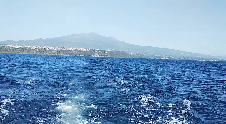 Haus mit Garten in der Nähe des Meeres