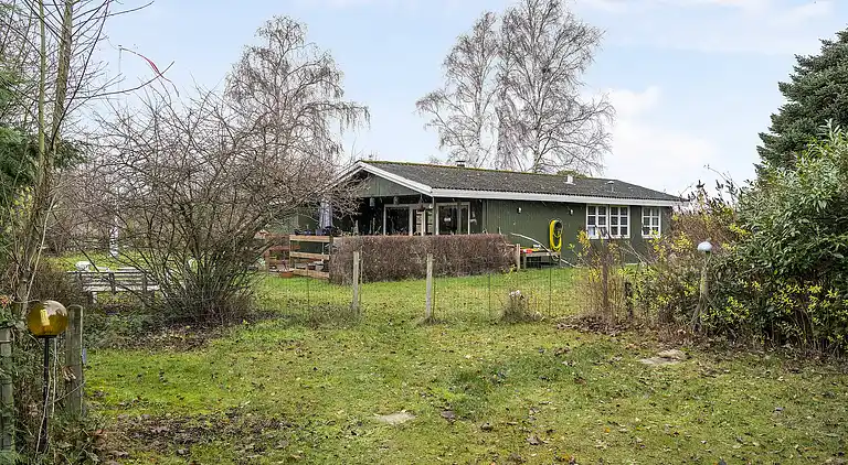 Hyggeligt sommerhus kun 600 meter fra vandet