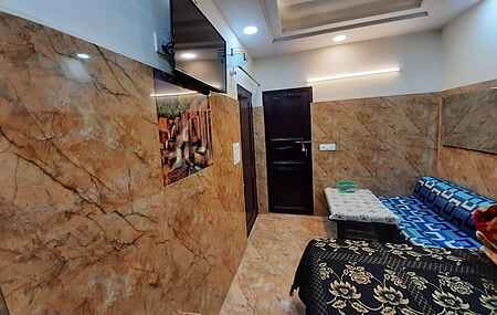 Paarfreundliche Privatwohnung im noblen Lajpat Nagar