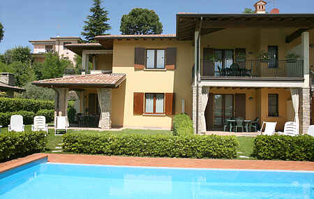Apartments "und Ciclamini" in Moniga del Garda